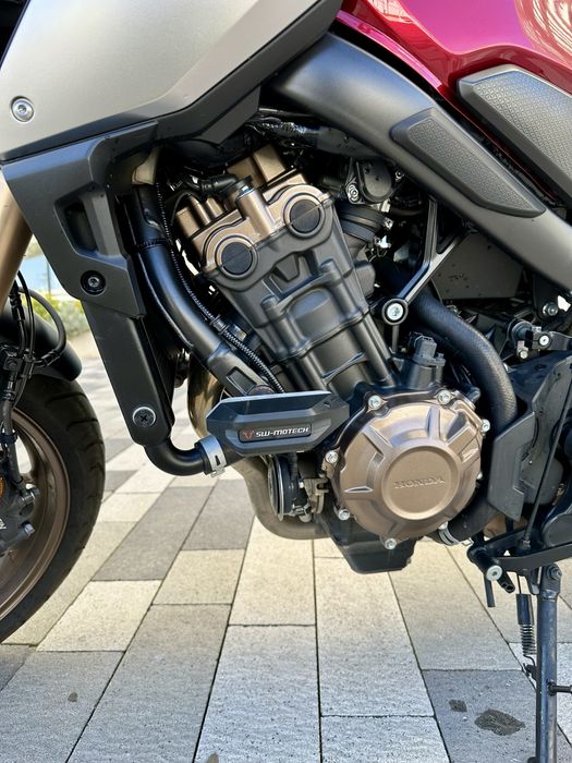 Motocicleta Honda CB650R  A/A2