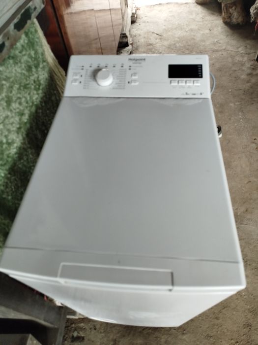 Стиральная машина Hotpoint ARISTON