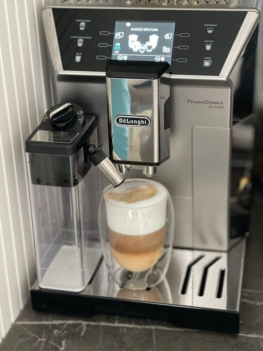 Masina de cafea Delonghi Prima Dona