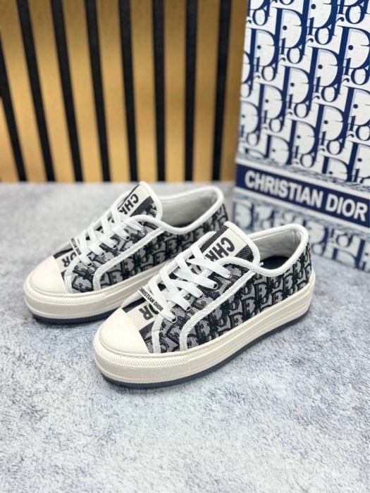 Дамски обувки Dior
