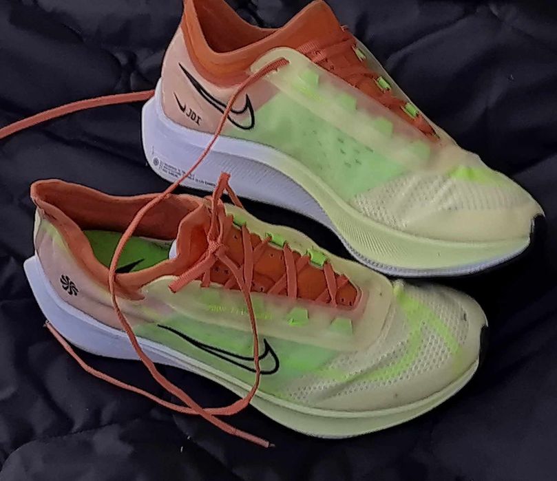 Nike Zoom Fly 3 Rise оригинални дамски сникърси 38,5 номер