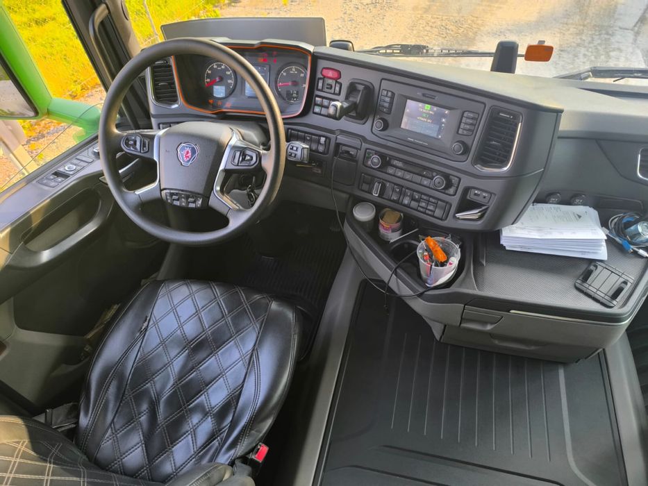 Cap tractor Scania R450