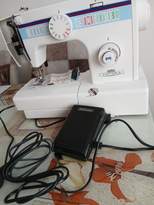 De vinzare masina casnica Victoria