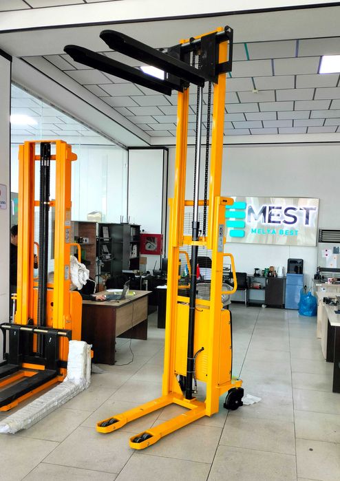 Штабелер MEST 1500кг 300см (рохля кара)