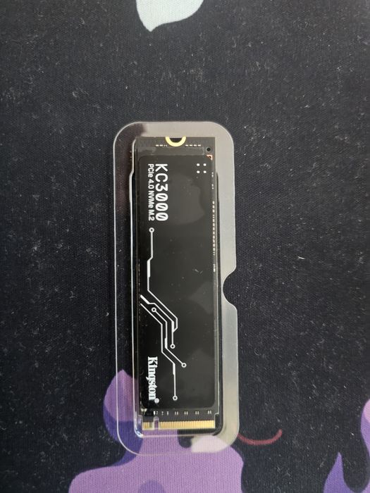 Kingston KC3000 4TB PCIe 4.0 NVMe M.2 SSD