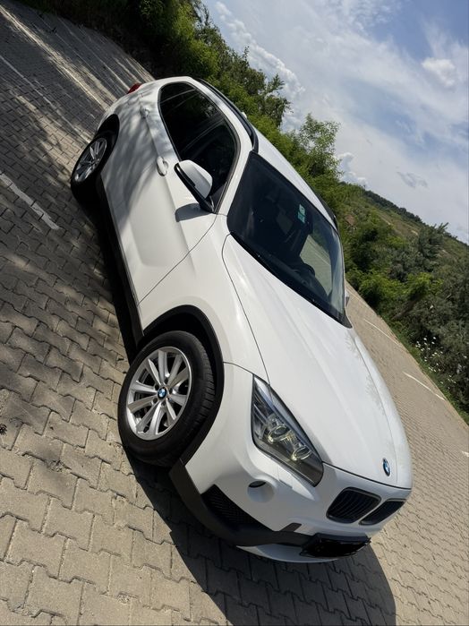 Bmw X1 X-Drive suv