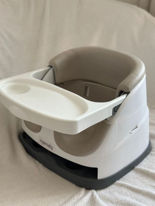 Стульчик бустер для кормления ingenuity