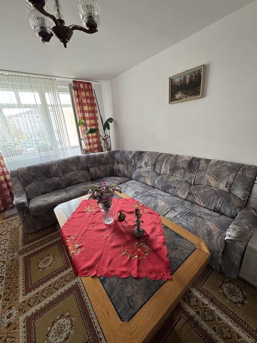Vand set coltar cu fotoliu si masuta