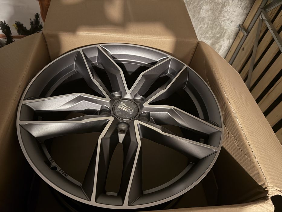 Jante aliaj  R18 5x108 + anvelope noi 235/40/R18 kumo