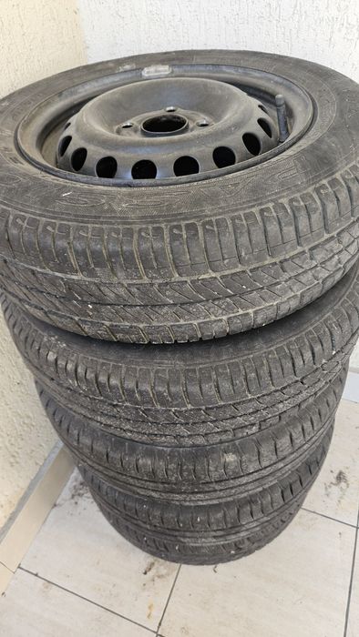 Ламаринени джанти, 13 цола, с гуми за Опел Корса