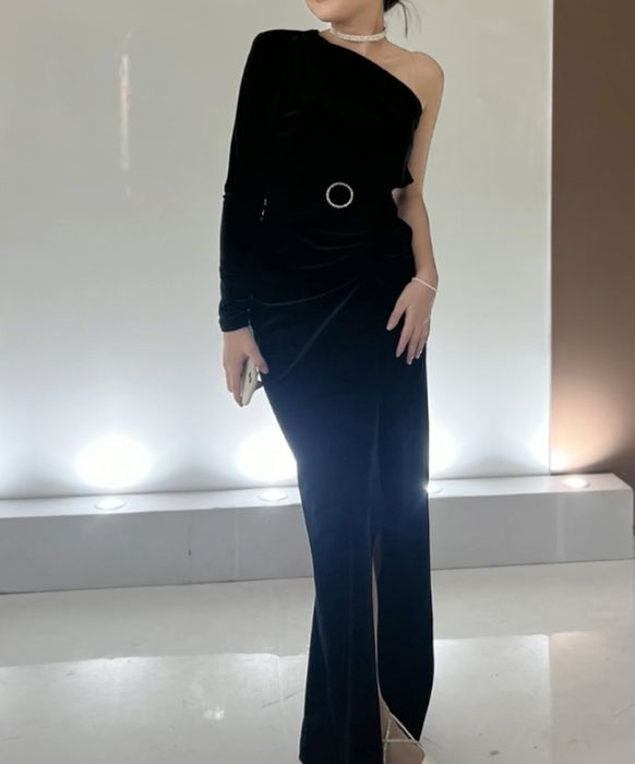 Черные Вечерние платья