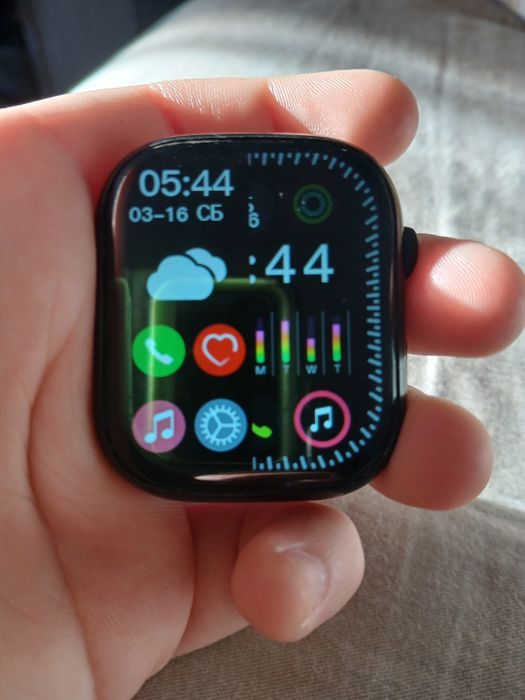 Продам часы сенцерные Woch 9 б/у