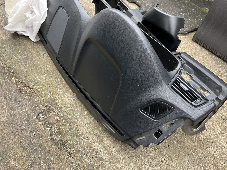 Plansa bord sparta / declansata BMW Seria 5 F10 F11