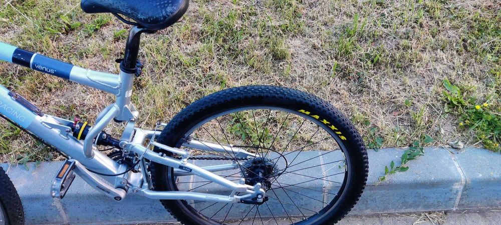 Bicicleta BMC full suspenison mtb