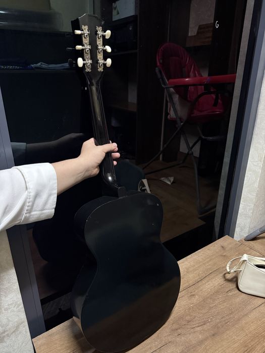 Гитара сатылады