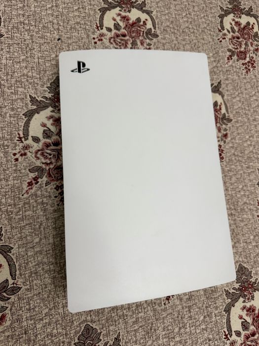 Продам Playstation 5