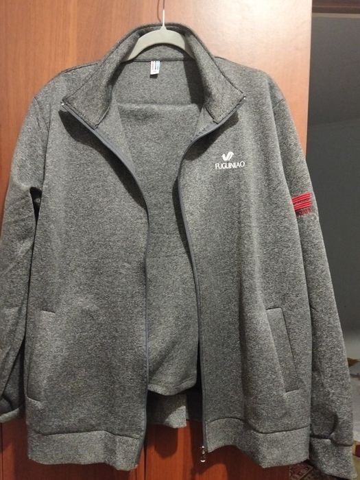 Продам  одежду  б/у