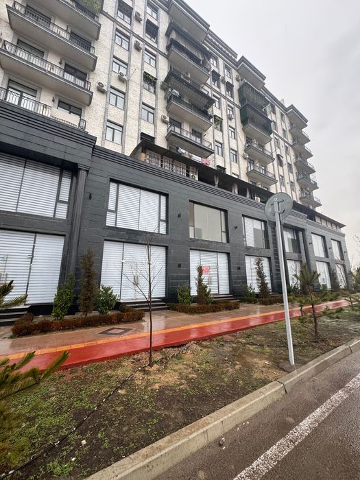 2 та 61 кв.м дан квартира сотилади