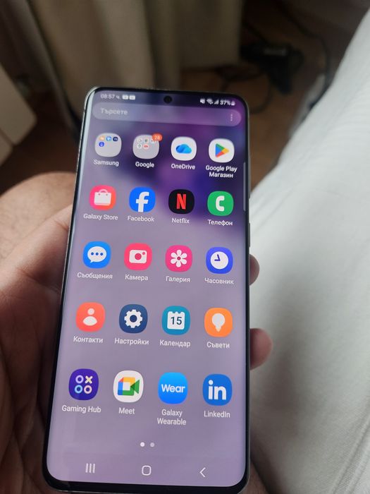 Продавам Samsung s20