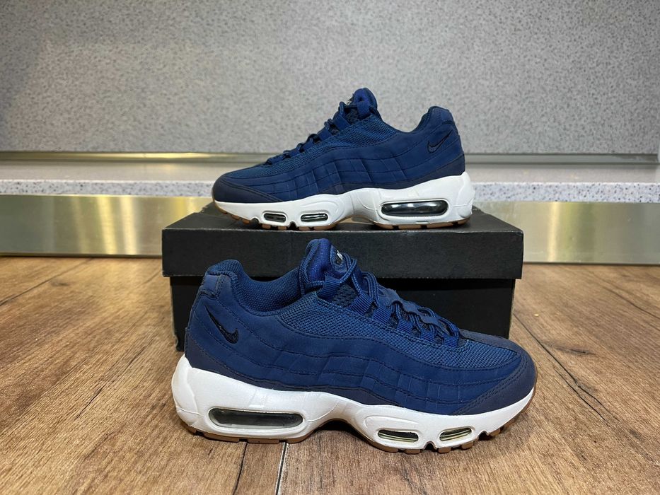 ОРИГИНАЛНИ *** Nike Air Max 95 Leather / Blue Dark Blue