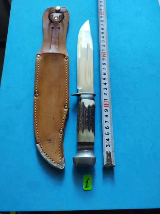 Рядъки модели ловни ножове  Solingen made in Germani
