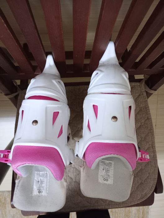 Vând patine fete 35-38