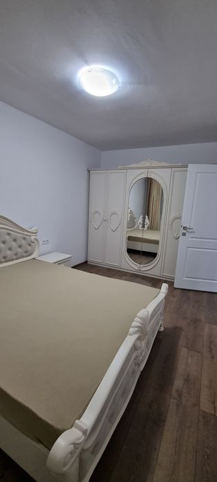 Apartament 2 camere de închiriat – complet renovat – Str. Careiului