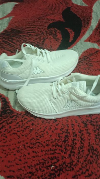 Vind adidași Kappa Sh Nr 44 la 100lei fix