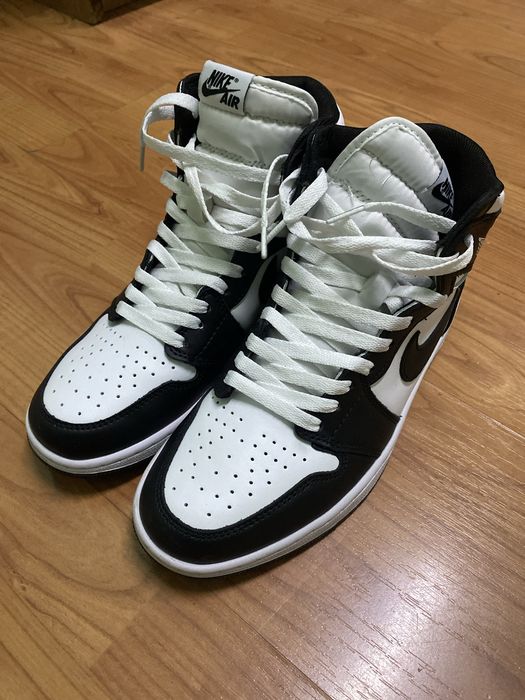Air jordan 1 high panda 43 размер срочно!