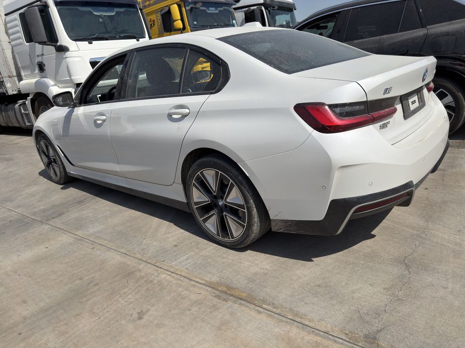 BMW i3 40L nigit sport 2024 yil