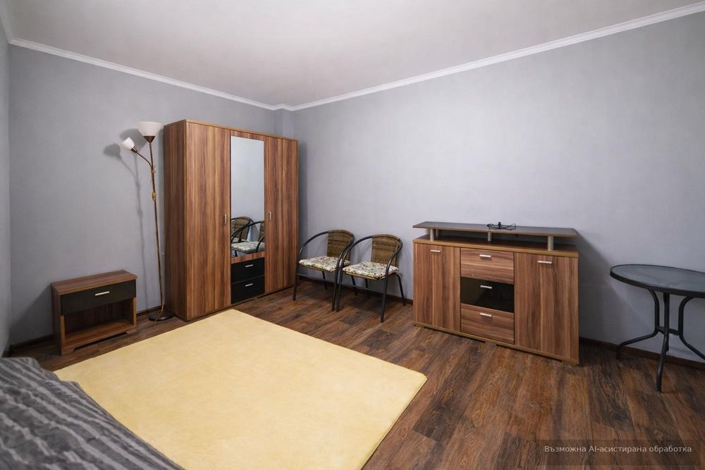 Двустаен апартамент, под наем, Център