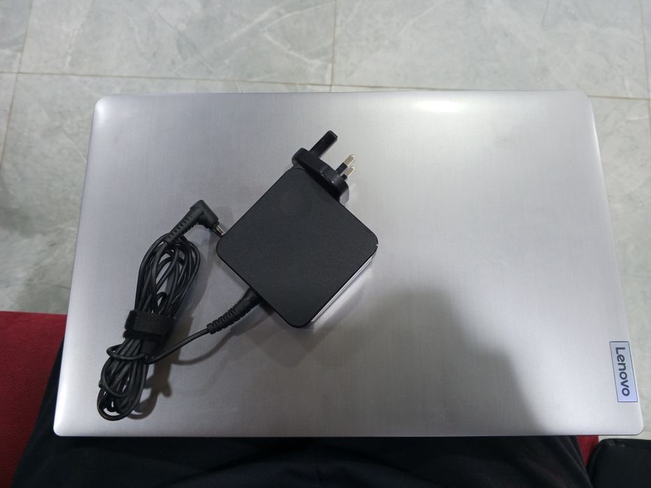 Lenovo amda ryzen notebook bu