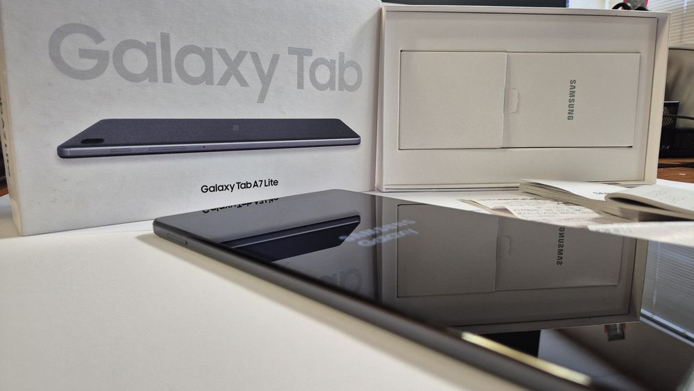 Samsung Galaxy Tab A7 Lite SM-T225 LTE 32GB Grey + ПОДАРЪК Оригинален калъф Samsung