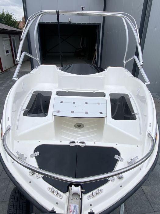 Barca Waveboat 525 an 2023