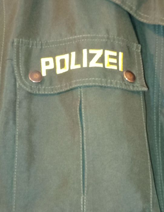 Vând jachetă rară de poliție din Austria