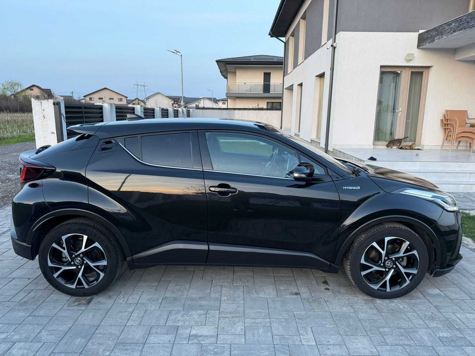 Toyota C-HR Hybrid 1.8 Trend 2020 Senzori Parcare Incalzire Scaune