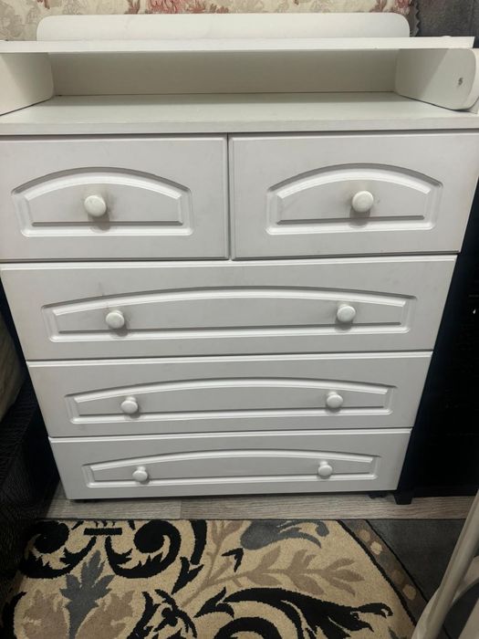 Пеленальный столик