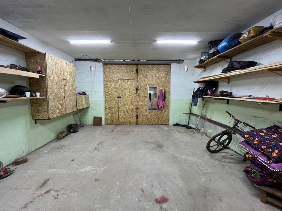 Продам гараж,срочно,торг есть