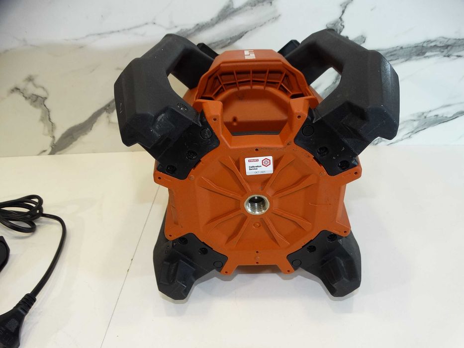 2025 - Hilti PR 40 - 22 / Nuron - Ротационен лазерен нивелир