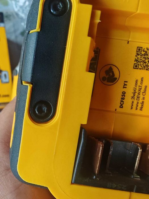 Dewalt impact dcf850 slim noua 206 nm 3 viteze