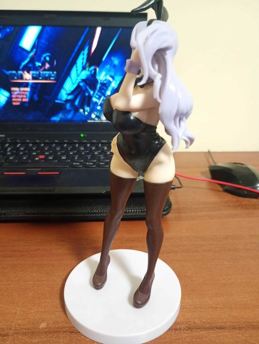 Ecchi Anime Figures (двете заедно)