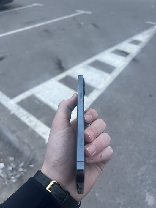 iPhone 12 pro srochno sotiladi