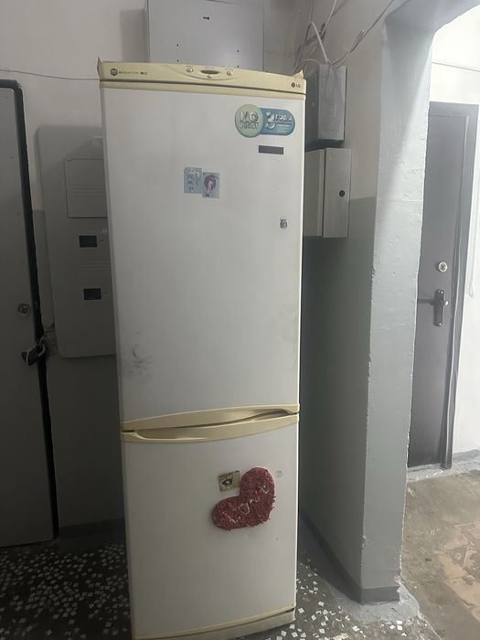 Отдам б/у Холодильник