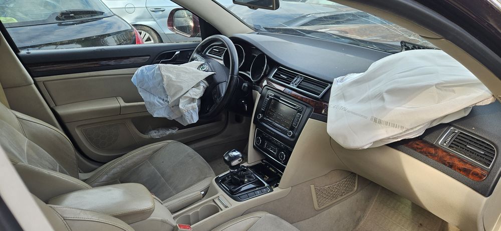 Skoda Superb 2.0 TDI 170 к.с. DSG На Части