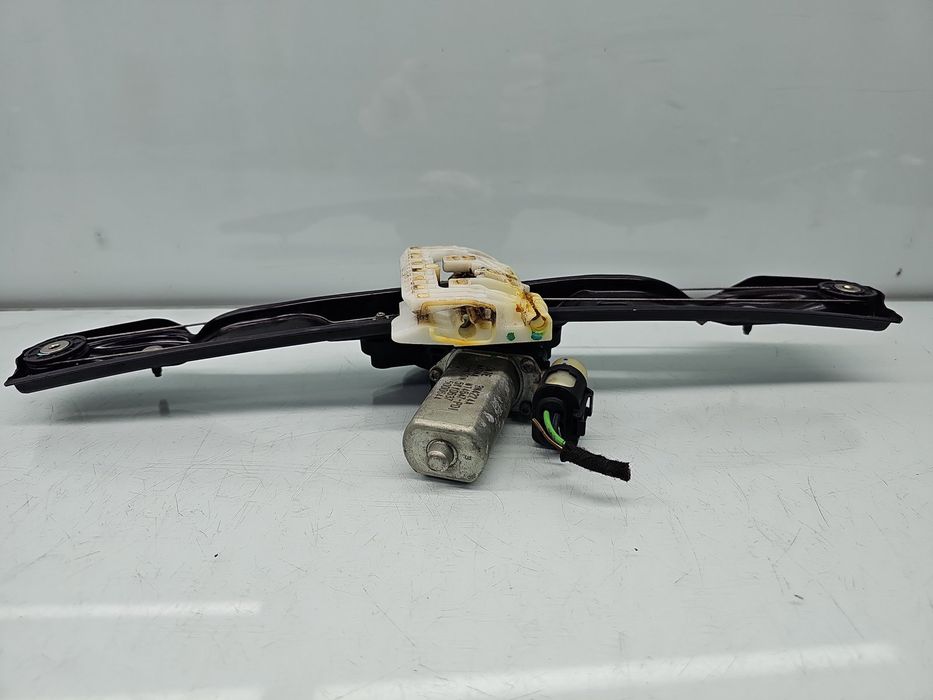 Macara electrica geam dreapta spate Bmw 3 (F30) [Fabr 2012-2017] Sedan