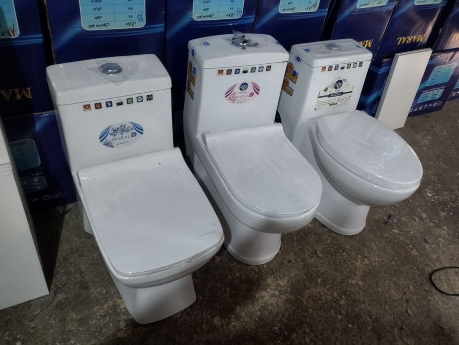 Унитаз литой моноблок