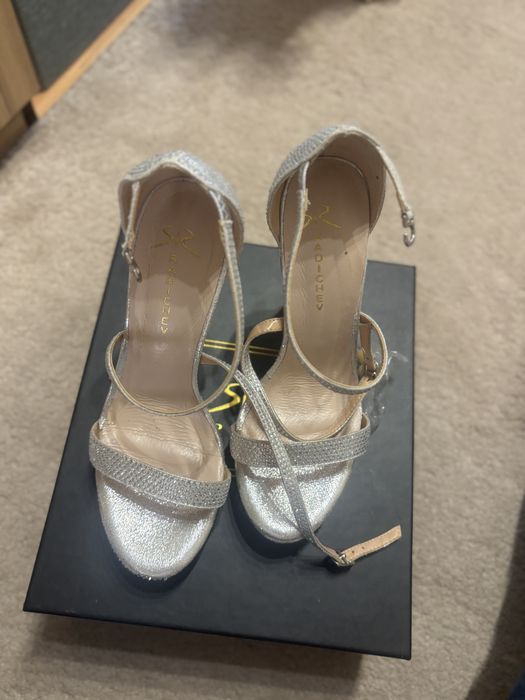 Обувки на Стоян Радичев и Paolo Boticheli