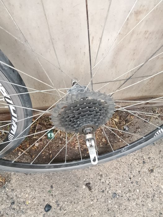 Колеса на шоссейный велосипед