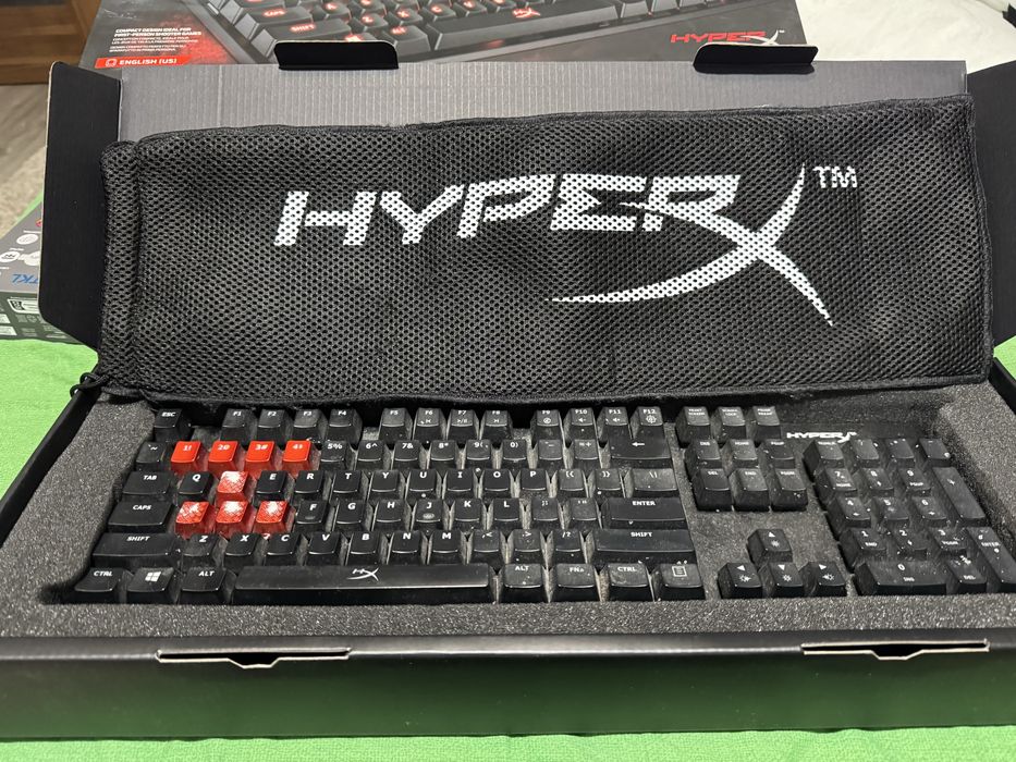 Tastatura hyperx allow fps switch uri mx red