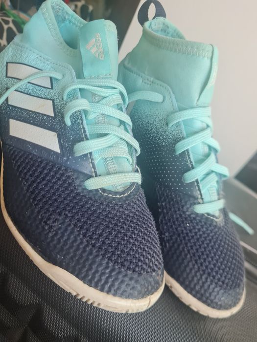 Adidasi fotbal copii -sala și sintetic-